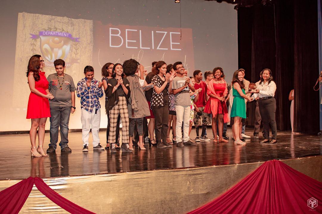 Tek Time fi Read Belize